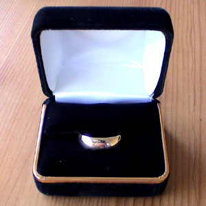 Custom made hand crafted jewelry - Men's Gold Wedding Ring